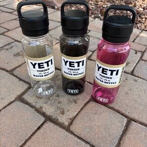3 new yeti water bottles